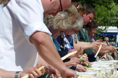 Bauernmarkt und Spargelfest